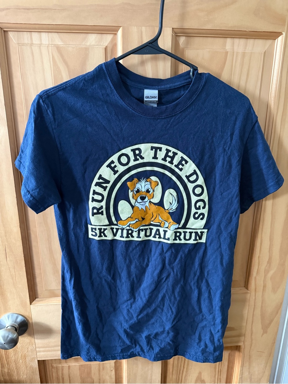 New, Never Worn, Unisex Size Small Run For The Dogs T-Shirt